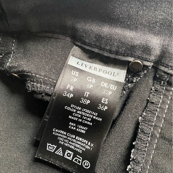 LIVERPOOL Pull On Jeans Dark Gray Elastic Waist Women’s Size 2P FLAWED - Picture 7 of 10